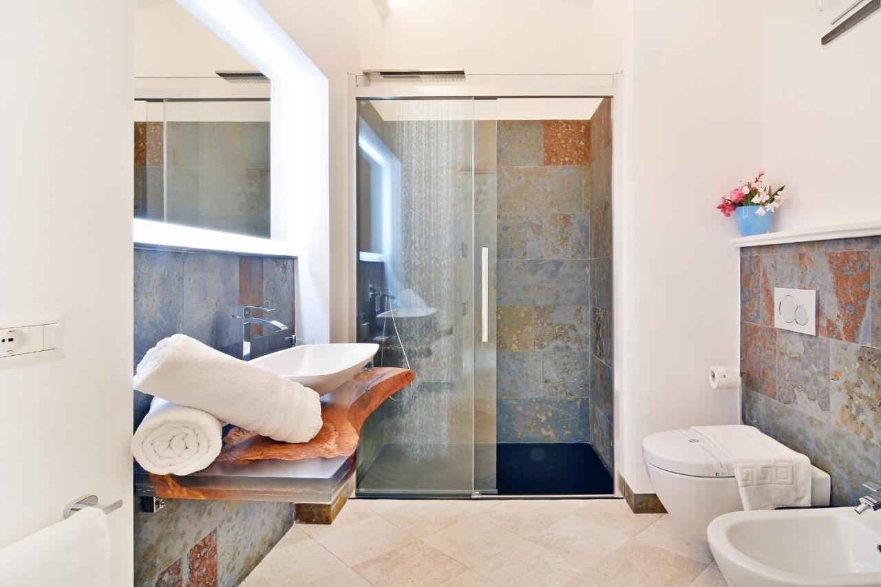 Villa Turquoise Magomadas Bagian luar foto